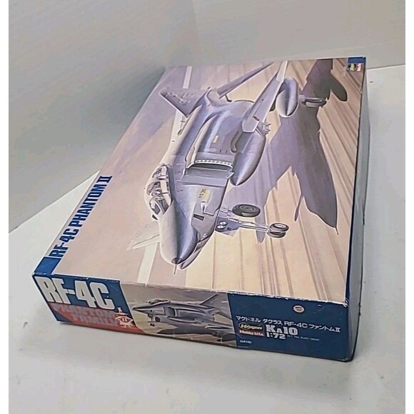 Hasegawa RF-4C Phantom II 1/72 Model Jet Airplane Kit OPEN BOX Complete 04110 - Picture 3 of 6